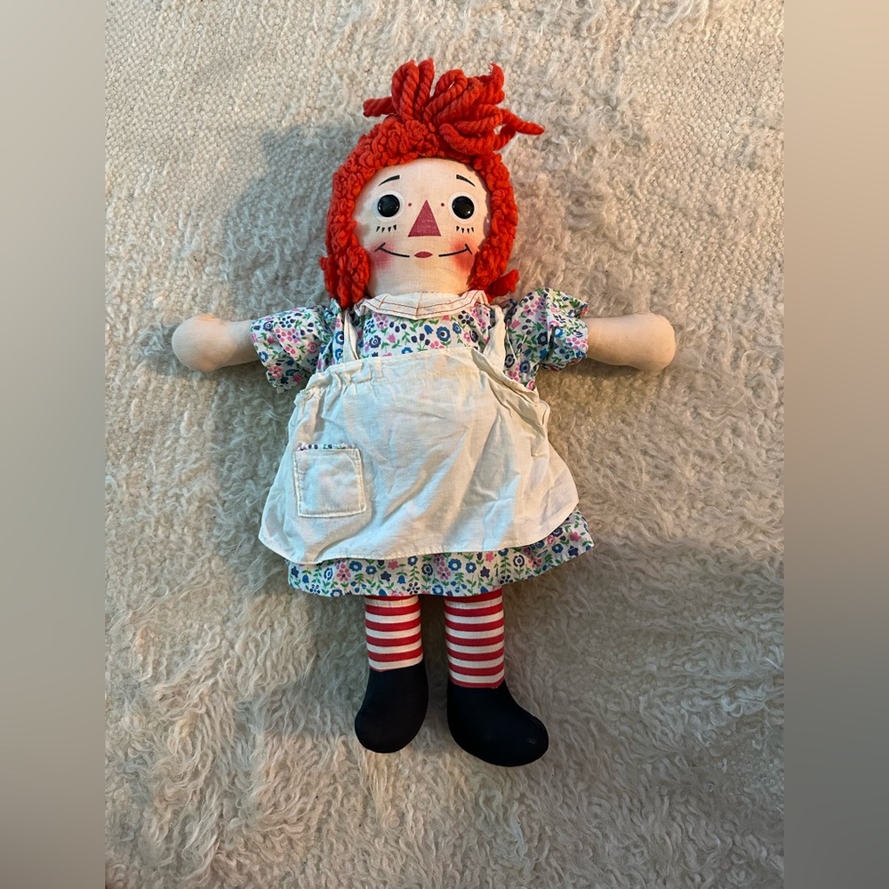 Classic vintage Knickerbocker Raggedy Ann Doll